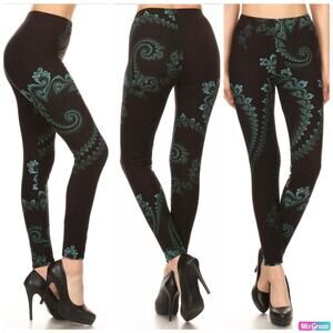 Black With Green Smoke Swirl Leggings One Size NEW
